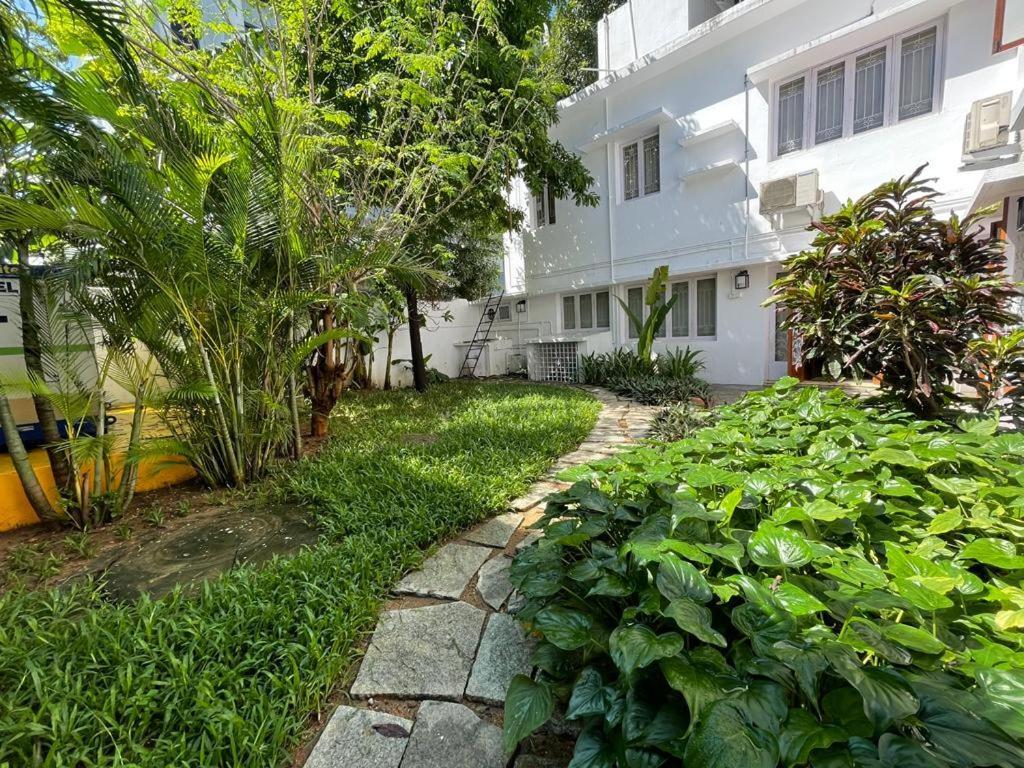 צ'נאי Hanu Reddy Residences - Nawab Habibullah Avenue מראה חיצוני תמונה