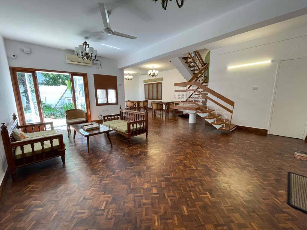 צ'נאי Hanu Reddy Residences - Nawab Habibullah Avenue מראה חיצוני תמונה
