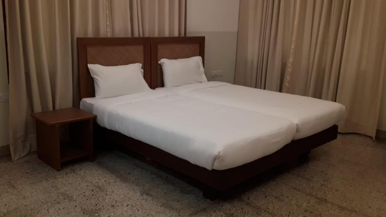 צ'נאי Hanu Reddy Residences - Nawab Habibullah Avenue מראה חיצוני תמונה